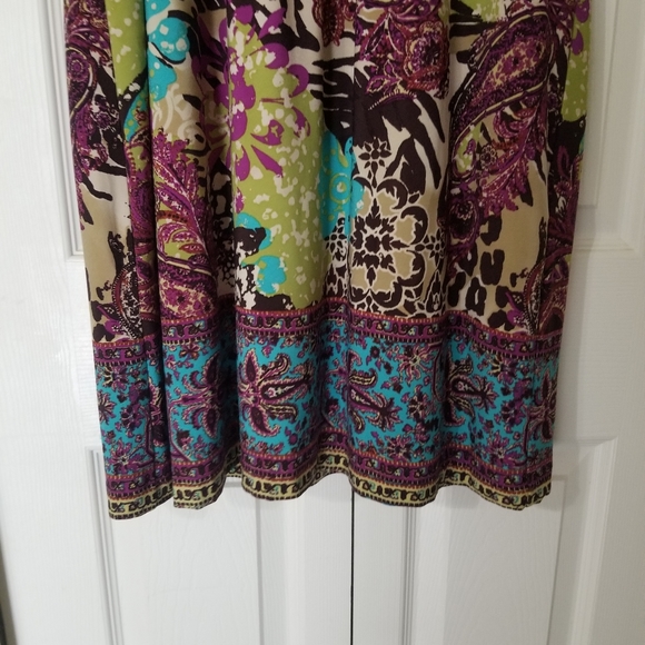 Dress - Picture 5 of 5